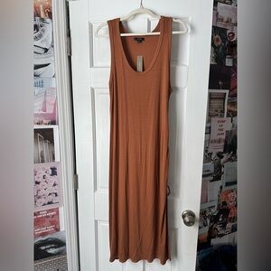Elegant Brown Fitted Maxi Dress with Slit
